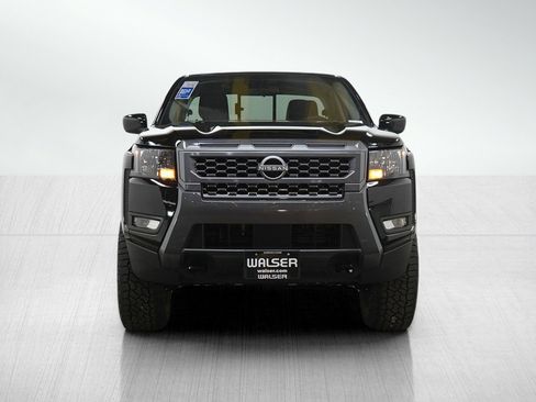 Used 2025 Nissan Frontier SV w/ SV Convenience Package AWD/4WD image 9