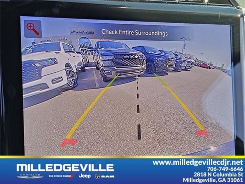 New 2025 Jeep Grand Cherokee Limited w/ Black Appearance Package image 28