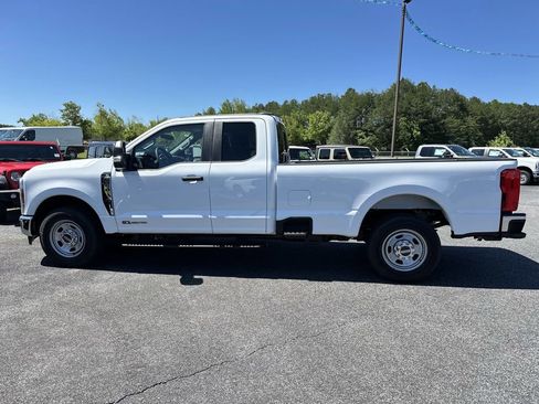 New 2025 Ford F350 XL w/ XL Chrome Package RWD image 4