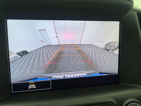 Used 2024 GMC Terrain SLT image 4