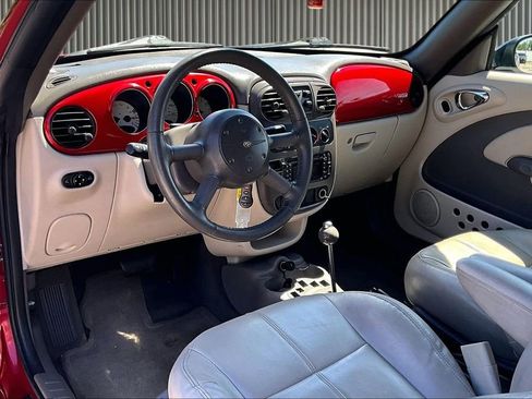 Used 2005 Chrysler PT Cruiser Touring FWD image 15