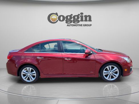 Used 2015 Chevrolet Cruze LTZ w/ Sun, Sound and Sport Package FWD image 6
