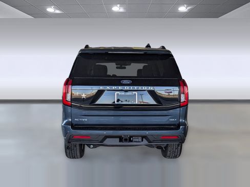 New 2025 Ford Expedition Max Active image 9