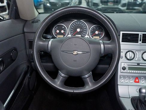 Used 2006 Chrysler Crossfire Coupe image 26
