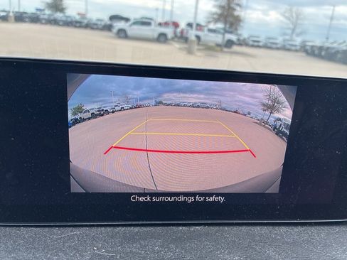 Used 2024 MAZDA MAZDA3 s image 11