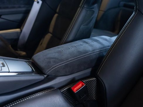 Certified 2018 Porsche 911 GT2 RS RWD image 27