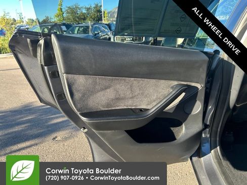 Used 2023 Tesla Model Y Long Range AWD/4WD image 19