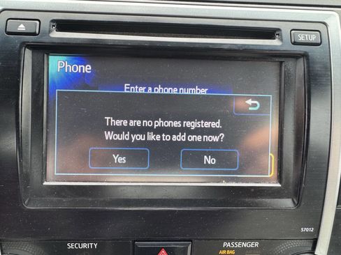 Used 2012 Toyota Camry LE image 19