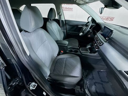 Used 2023 Kia Seltos LX AWD/4WD image 30