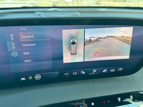 New 2026 Buick Enclave Preferred image 17