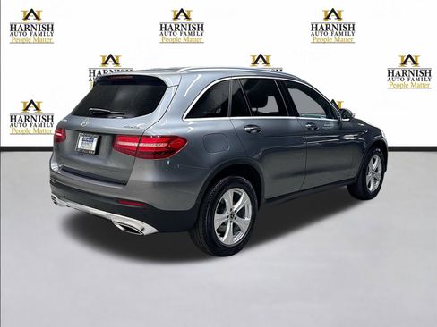 Used 2018 Mercedes-Benz GLC 300 4MATIC image 5