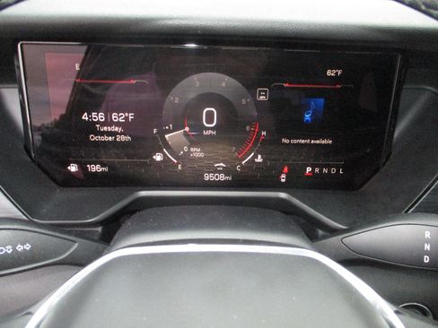 Used 2025 GMC Acadia Elevation image 14