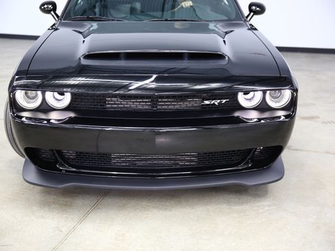 Used 2023 Dodge Challenger SRT Hellcat Redeye RWD image 4