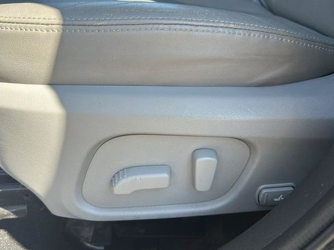 Used 2016 Subaru Forester 2.5i Touring w/ Eyesight & Navigation System AWD/4WD image 10