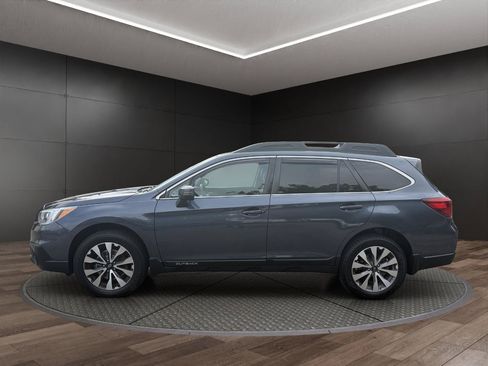Used 2017 Subaru Outback 2.5i Limited AWD/4WD image 5