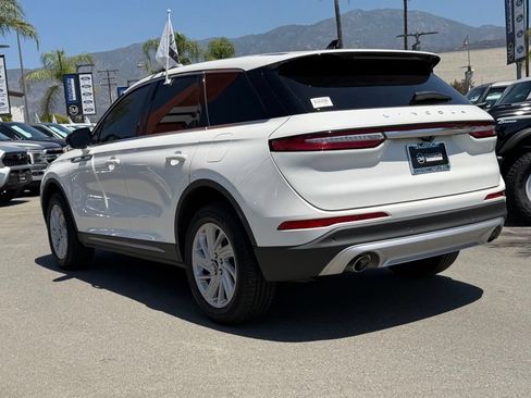 Used 2023 Lincoln Corsair FWD image 10