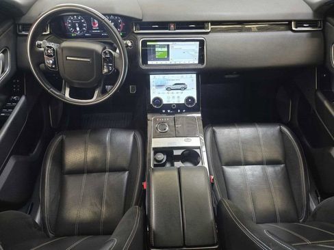 Used 2018 Land Rover Range Rover Velar R-Dynamic SE AWD/4WD image 4