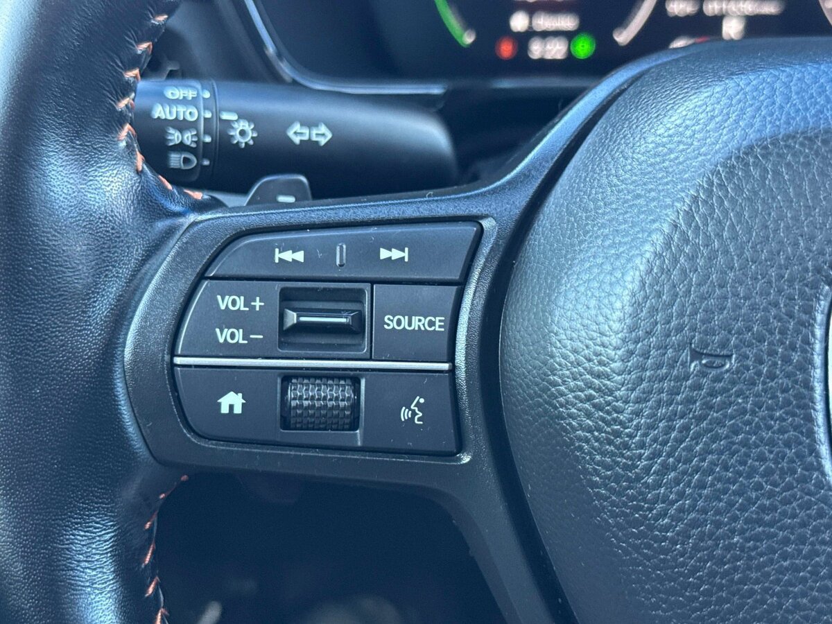 Used 2025 Honda CR-V Sport image 27
