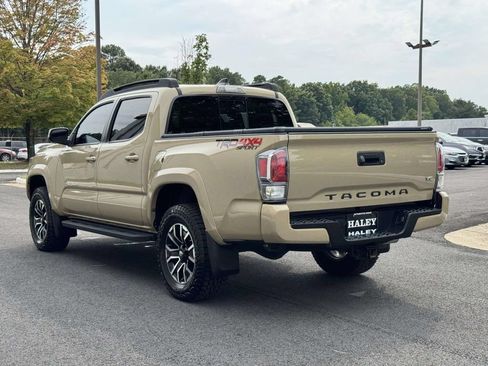 Used 2020 Toyota Tacoma TRD Sport AWD/4WD image 23
