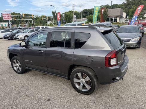 Used 2016 Jeep Compass High Altitude AWD/4WD image 2