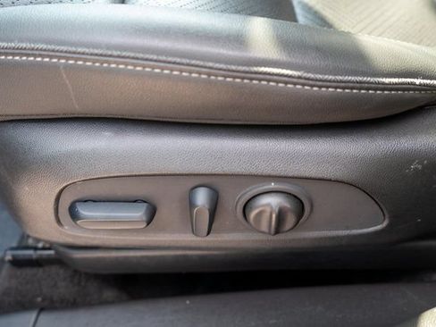 Used 2023 Buick Encore GX Essence w/ Experience Buick Package AWD/4WD image 21
