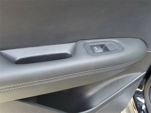 Used 2022 Cadillac XT6 Premium Luxury w/ Technology Package image 30