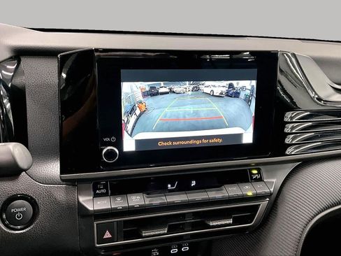 Used 2026 Toyota Camry SE FWD image 25