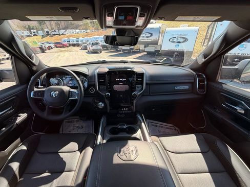 Used 2026 RAM 1500 Laramie AWD/4WD image 21