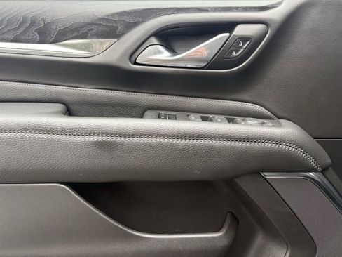 Certified 2023 GMC Yukon Denali image 31