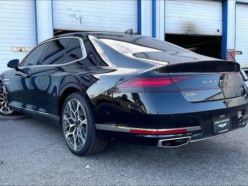 Used 2023 Genesis G90 3.5T AWD/4WD image 4