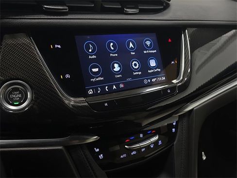 Used 2023 Cadillac XT6 Sport image 17