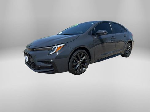 Used 2026 Toyota Corolla SE w/ SE Package FWD image 1