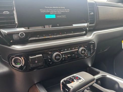 New 2026 Chevrolet Silverado 1500 High Country AWD/4WD image 23