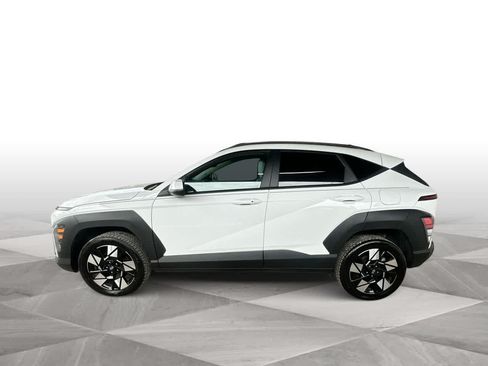 Used 2024 Hyundai Kona SEL AWD/4WD image 5