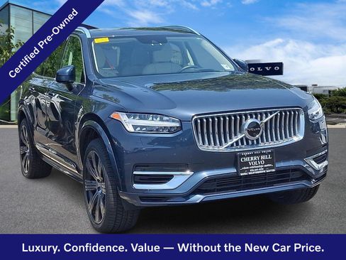 Used 2022 Volvo XC90 T8 Inscription AWD/4WD image 1