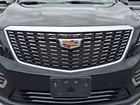 Certified 2023 Cadillac XT5 Premium Luxury AWD/4WD image 9