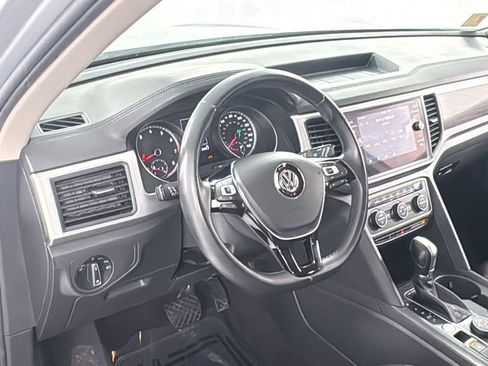 Used 2019 Volkswagen Atlas SE image 38