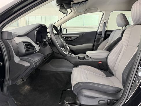 Used 2023 Subaru Outback Premium AWD/4WD image 15