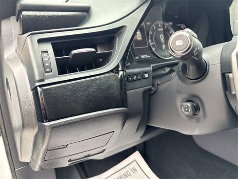 Certified 2023 Lexus ES 350 w/ Premium Package image 32