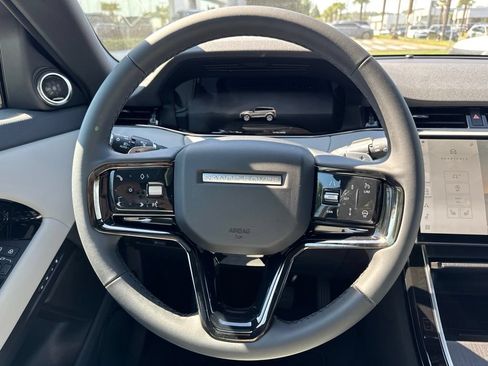 New 2026 Land Rover Range Rover Evoque S AWD/4WD image 24