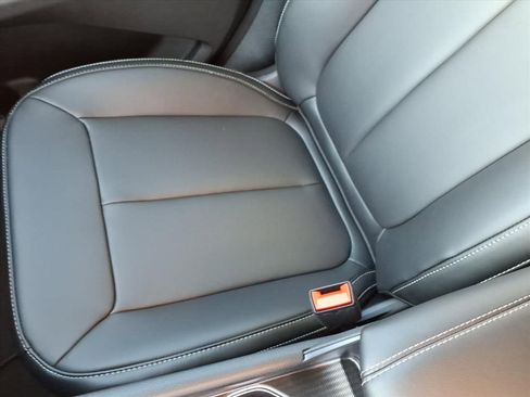 New 2025 Jeep Grand Cherokee Limited w/ Black Appearance Package image 31