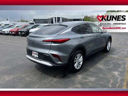 New 2026 Buick Envista Preferred w/ Convenience I Package FWD image 3