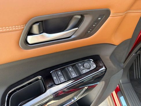 New 2026 Nissan Pathfinder Platinum FWD image 18