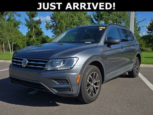 Used 2020 Volkswagen Tiguan SE FWD image 24