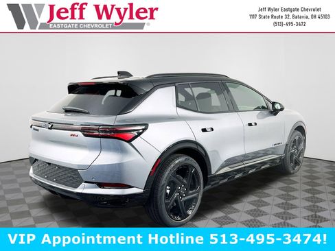 New 2025 Chevrolet Equinox EV RS image 31