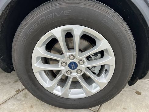 Used 2022 Ford Escape SE FWD image 5