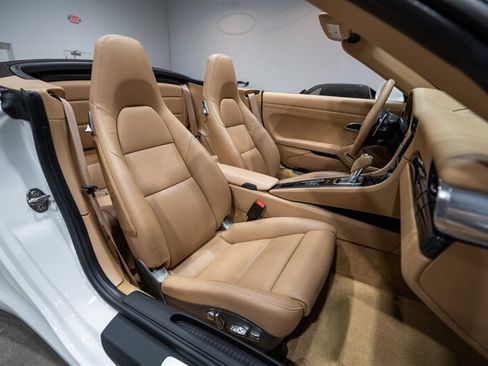 Used 2013 Porsche 911 Carrera RWD image 33