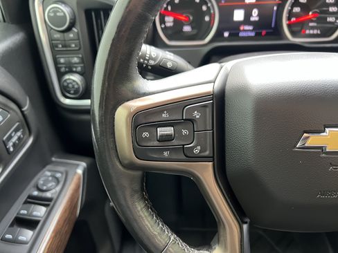 Used 2020 Chevrolet Silverado 1500 High Country w/ Technology Package AWD/4WD image 27