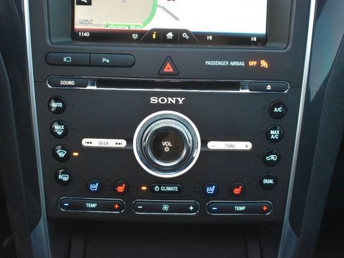 Used 2016 Ford Explorer Sport w/ Equipment Group 401A AWD/4WD image 27