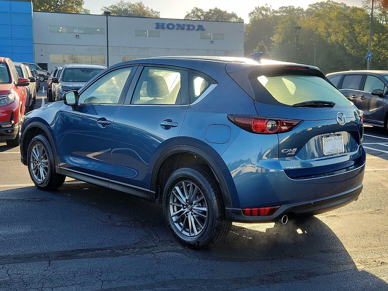 Used 2018 MAZDA CX-5 Sport AWD/4WD image 4